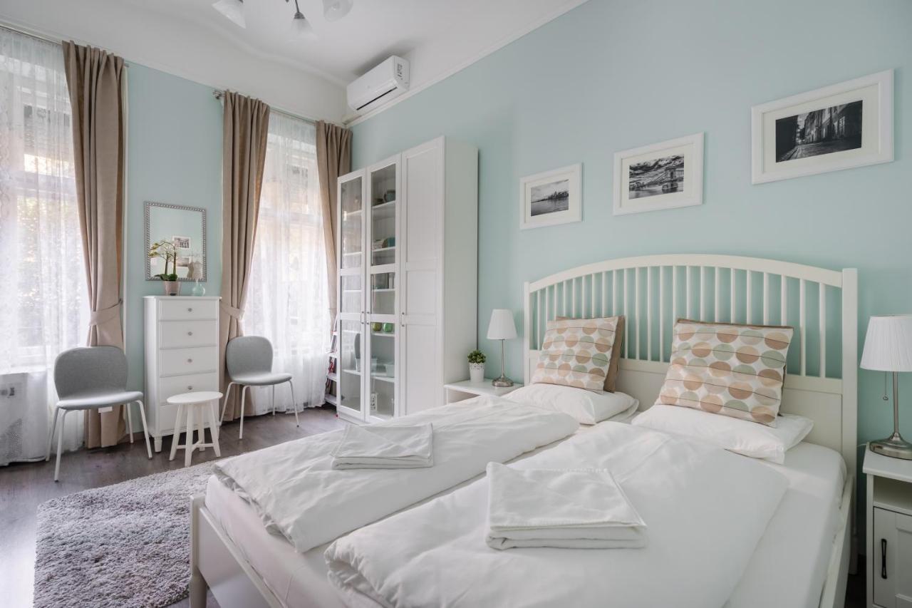 Stella Apartment บูดาเปสต์ ภายนอก รูปภาพ
